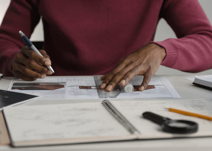 Business model vs. value chain